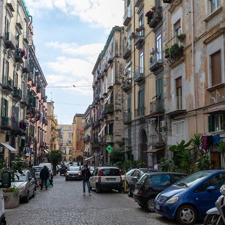 Apartment With Sea View With 2 Lifts Above Montesanto! Napoli Eksteriør billede