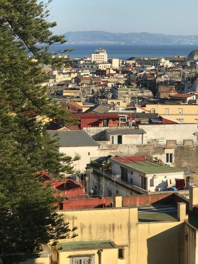 Apartment With Sea View With 2 Lifts Above Montesanto! Napoli Eksteriør billede