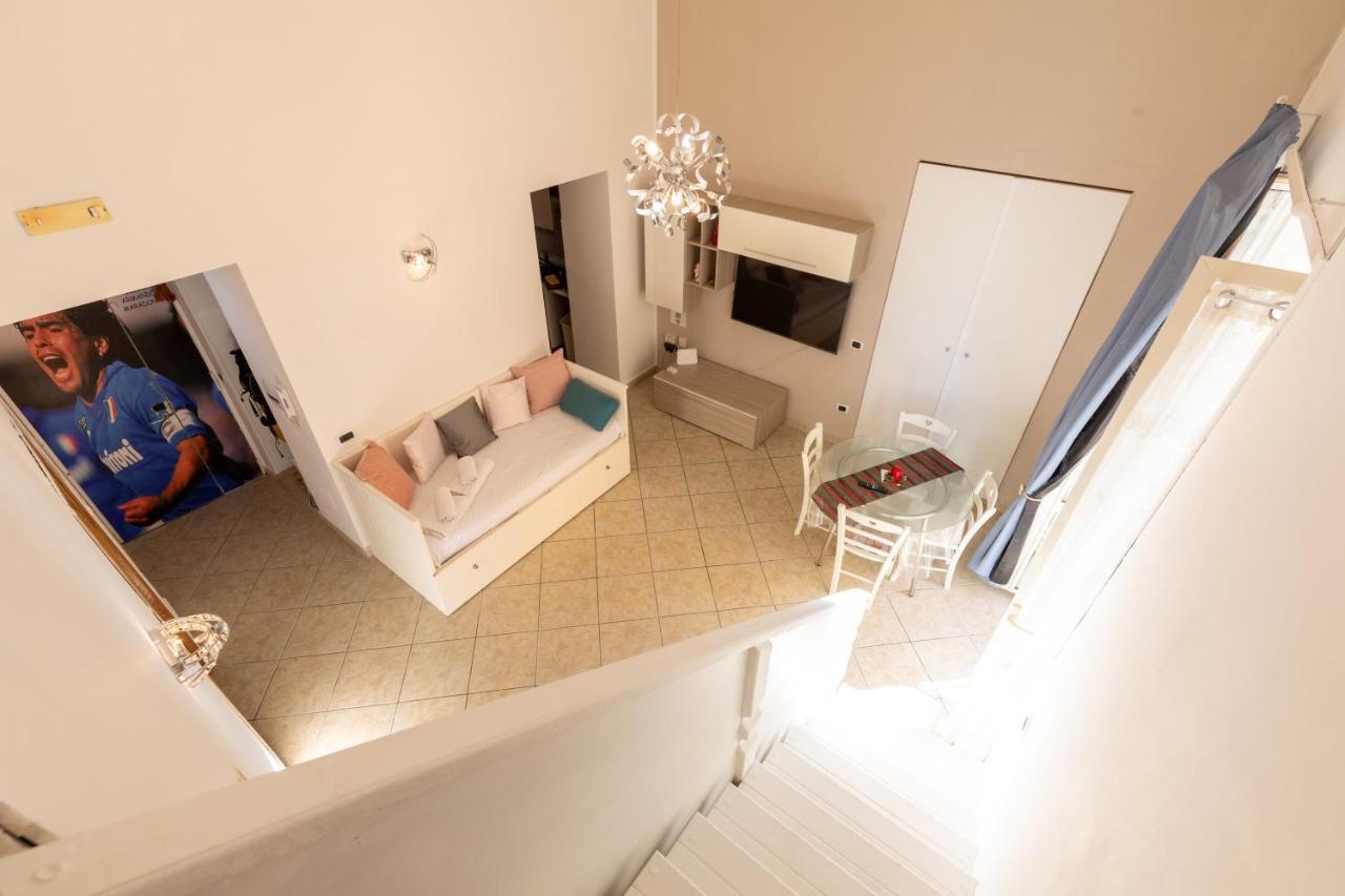 Apartment With Sea View With 2 Lifts Above Montesanto! Napoli Eksteriør billede